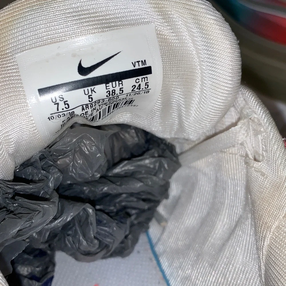 Women’s Nike Air Max 720 ‘Lava Glow’ Blue/Pink/ Silver Running Sneakers